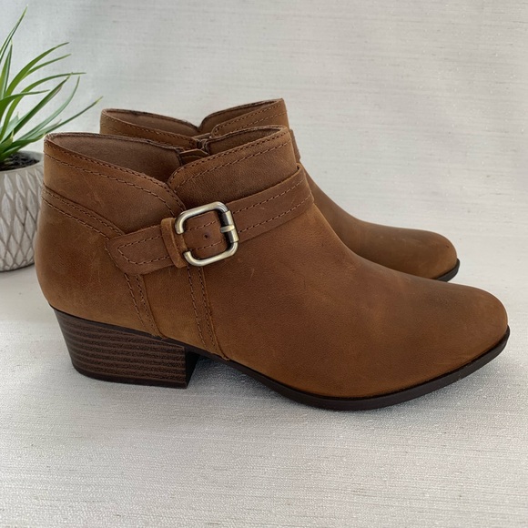 Clarks Adreena Dark Tan Nubuck Leather Mid Stacked Heel Booties Woman’s 9.5M - Picture 6 of 12